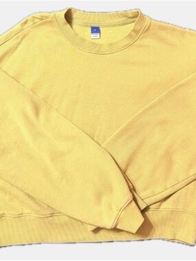 Girls Classic Green Crewneck Sweater - Unbranded
